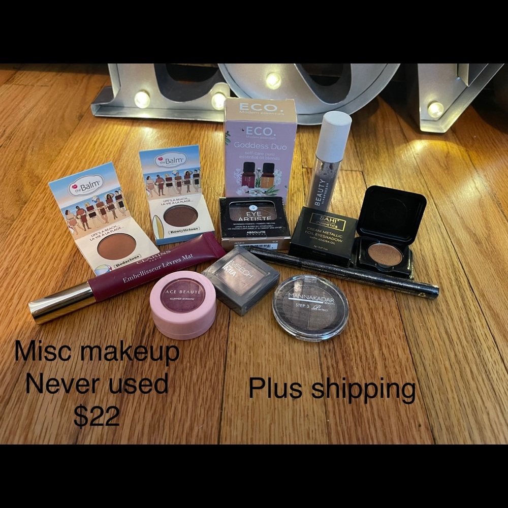 Brand new makeup, never used. 💄 BUNDLE